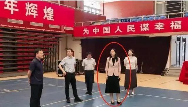 凤凰网新闻客户端下载,获取最新资讯的便捷途径,凤凰网新闻客户端,获取最新资讯的便捷通道