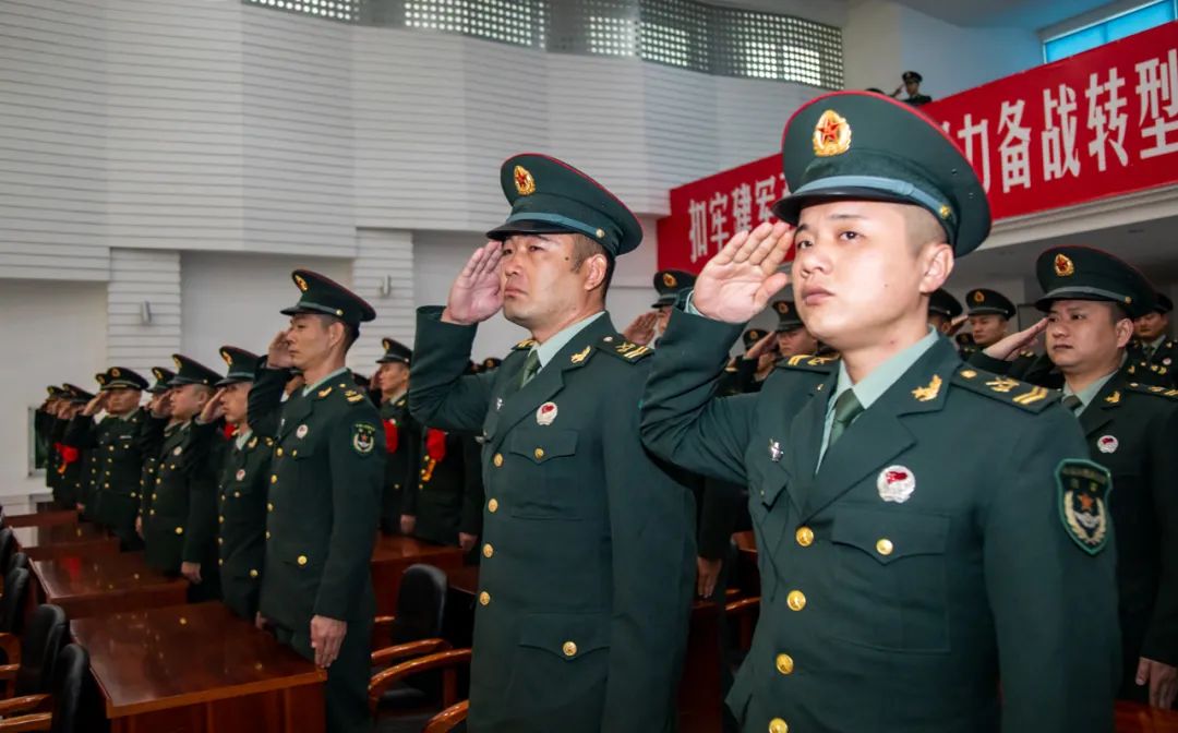 荣耀之歌，12集团军的军歌，荣耀之歌，12集团军军歌振奋人心