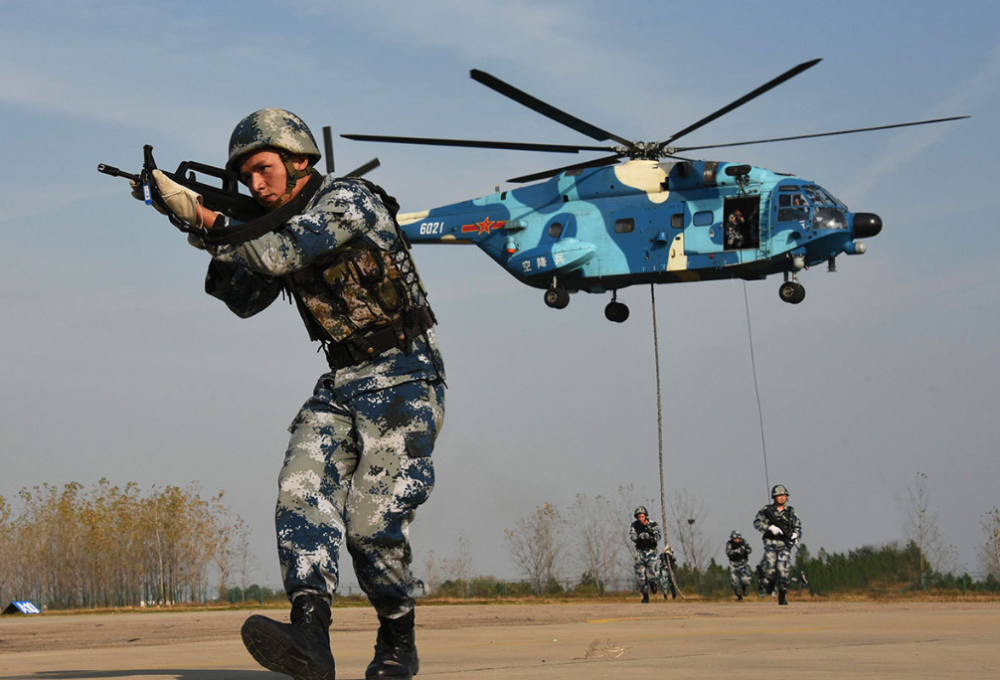 揭秘空降兵第十五军特种空降旅,精英之旅的力量之源,揭秘精英之旅,空降兵第十五军特种空降旅的力量之源
