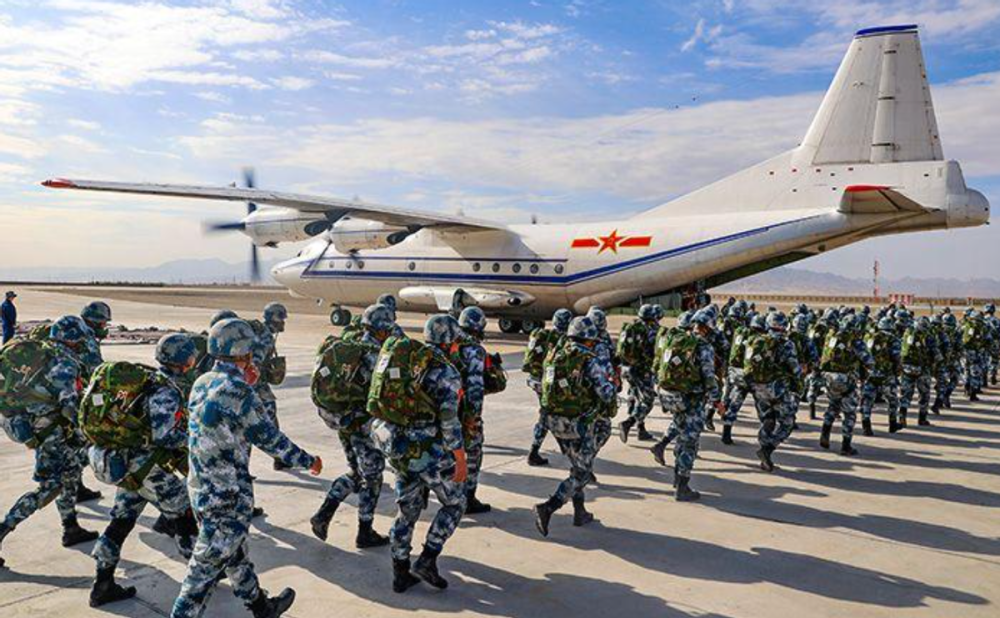 揭秘空降兵第十五军特种空降旅,精英之旅的力量之源,揭秘精英之旅,空降兵第十五军特种空降旅的力量之源