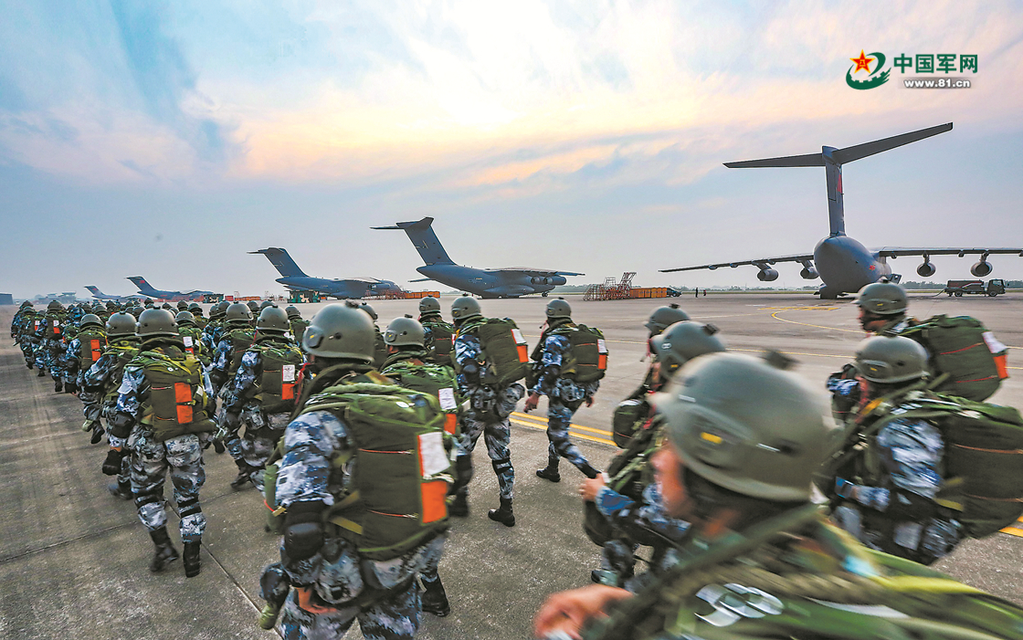 揭秘空降兵第十五军特种空降旅,精英之旅的力量之源,揭秘精英之旅,空降兵第十五军特种空降旅的力量之源