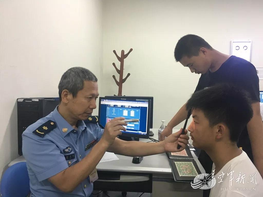 中国空军航空大学招生,培养未来空军精英的摇篮,中国空军航空大学招生,培育未来空军精英的摇篮