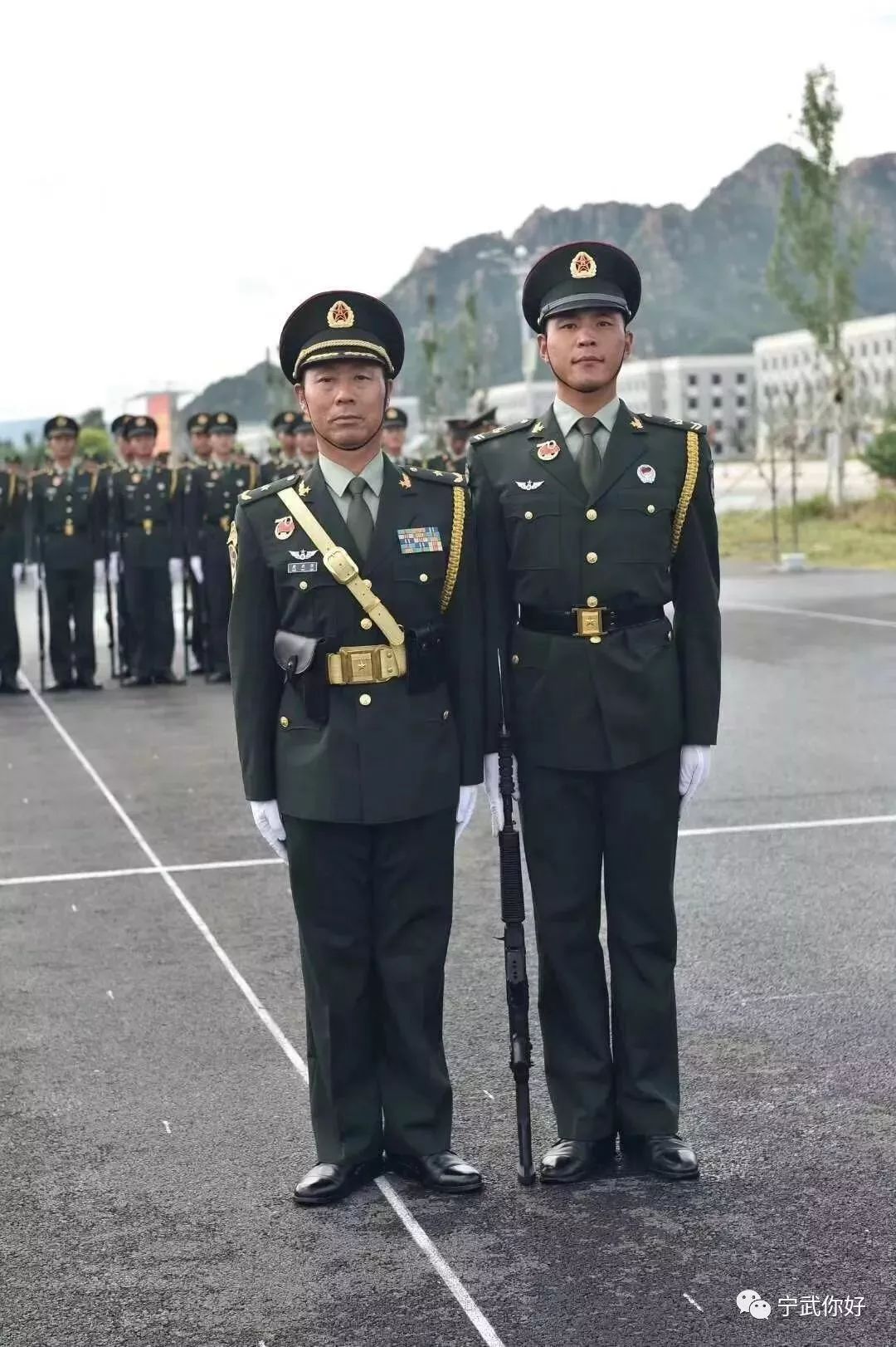 陆军方队领队少将,英勇无畏,忠诚担当的典范,陆军方队领队少将,英勇忠诚的典范