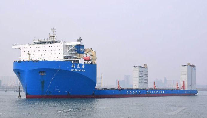 半潜船与浮船坞的区别探讨,半潜船与浮船坞的区别解析