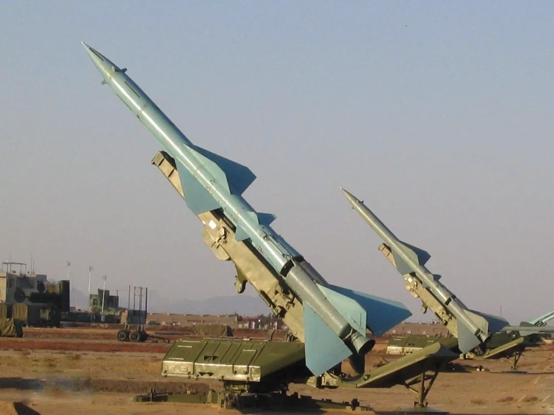 红旗-2导弹,中国国防力量的坚实支柱,红旗-2导弹,中国国防力量的核心支柱