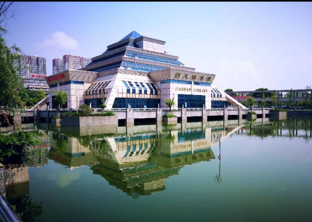 中国空军航空大学的排名及其影响力,中国空军航空大学排名及影响力解析