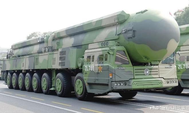 东风41图片大全,揭示中国战略导弹的震撼力量,东风41图片展示,中国战略导弹的震撼力量全景解析