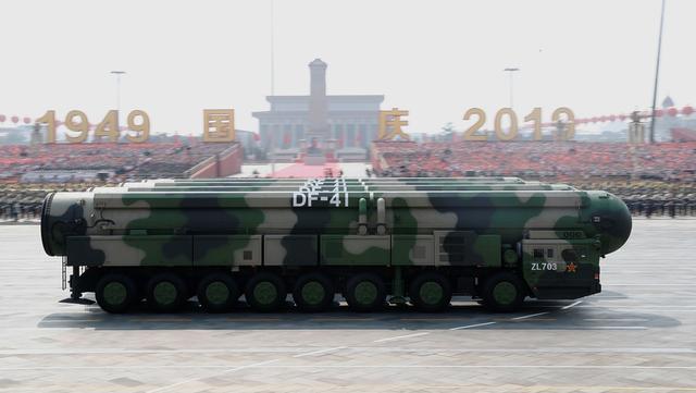 东风41图片大全,揭示中国战略导弹的震撼力量,东风41图片展示,中国战略导弹的震撼力量全景解析