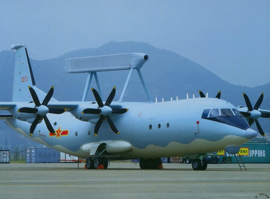 空警200首飞时刻,揭开神秘面纱,探寻国产空中巨警的首飞历程,空警200首飞揭秘,国产空中巨警的首飞历程探寻神秘面纱之下