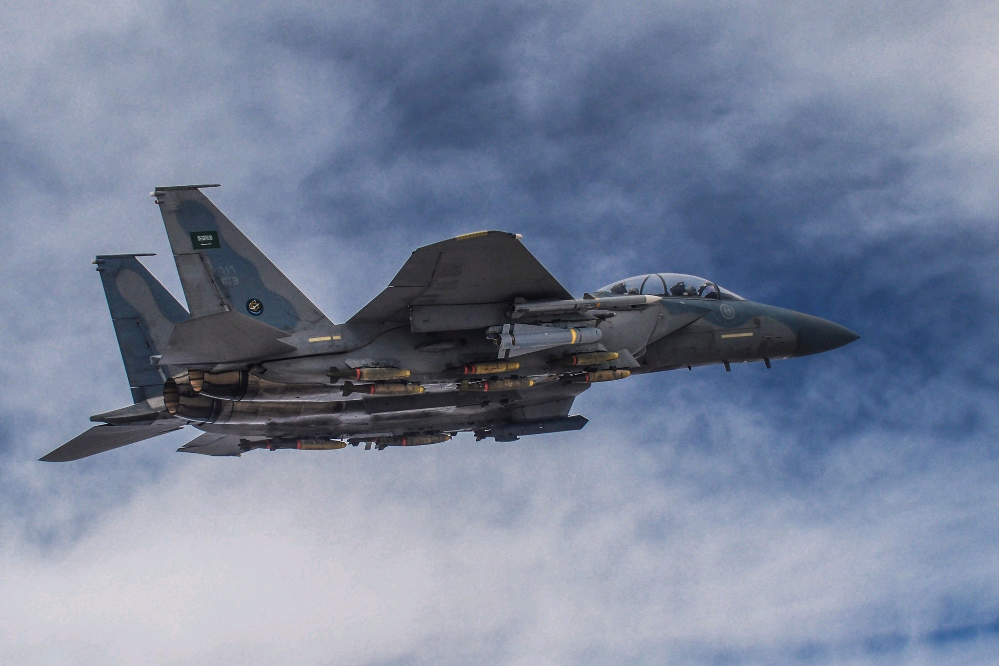 战斗机图片,高清图片欣赏,战斗机高清图片欣赏,翱翔天际的壮丽瞬间