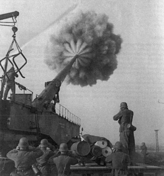 古斯塔夫巨炮解说,历史上的巨炮传奇,古斯塔夫巨炮传奇,历史上的巨炮大观