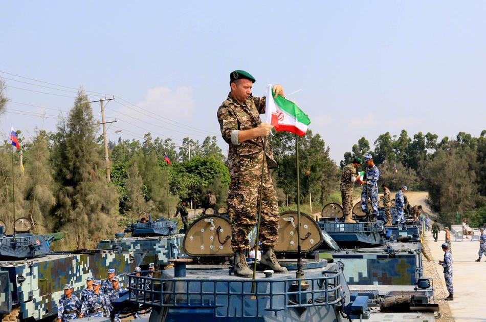 中国新一代两栖战车，重塑陆地与水域力量的先锋，中国新一代两栖战车，重塑陆地水域力量的先锋先锋装备