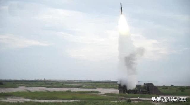 红旗-12导弹,中国国防力量的核心装备揭秘,红旗-12导弹,中国国防力量的核心装备深度解析