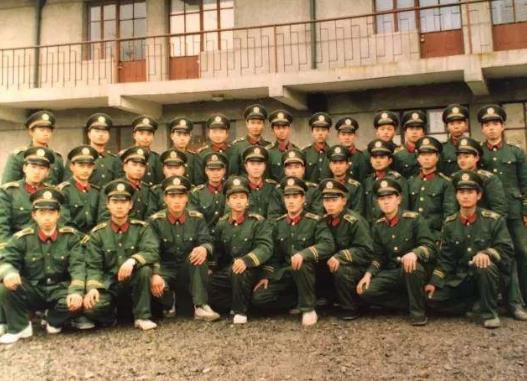 武警常服照片,展现荣耀与担当,武警常服照片,荣耀与担当的见证