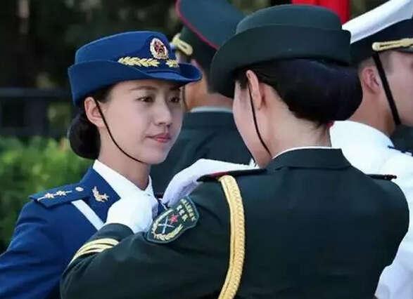 三军仪仗队女兵中队的程诚队长,三军仪仗队女兵中队队长程诚,巾帼不让须眉的领导力风采