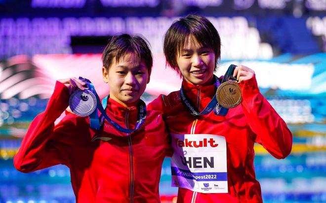 今天跳水直播在线观看全红婵,一场视觉盛宴的呈现,全红婵跳水直播,视觉盛宴在线呈现