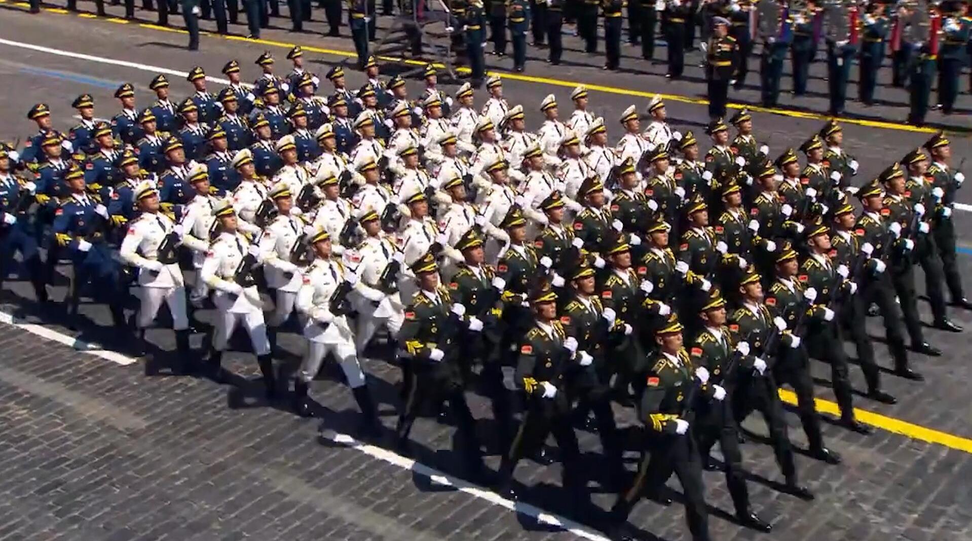 三军仪仗队参加国外阅兵,展现国家力量与荣耀,三军仪仗队海外阅兵展现国家力量与荣耀风采