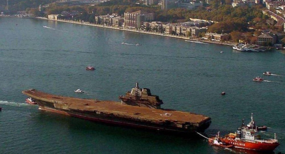 瓦良格号归来的震撼时刻——新浪微博热议不断,瓦良格号归来的震撼时刻,新浪微博热议掀起热潮