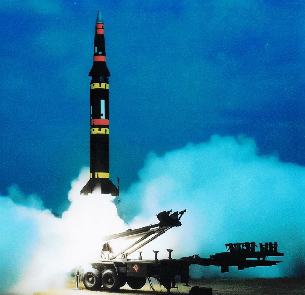 火箭炮500公里，威力与技术的展示，火箭炮500公里，威力与技术的震撼展示