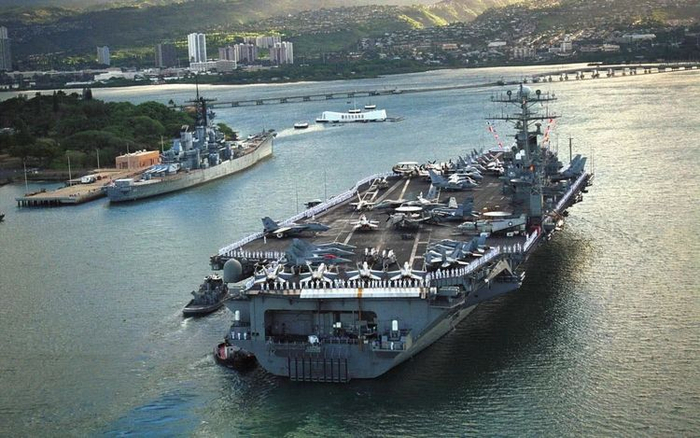 三十年航程,迈向拥有十艘航母的辉煌历程,三十年航程铸就辉煌,十艘航母见证大国力量