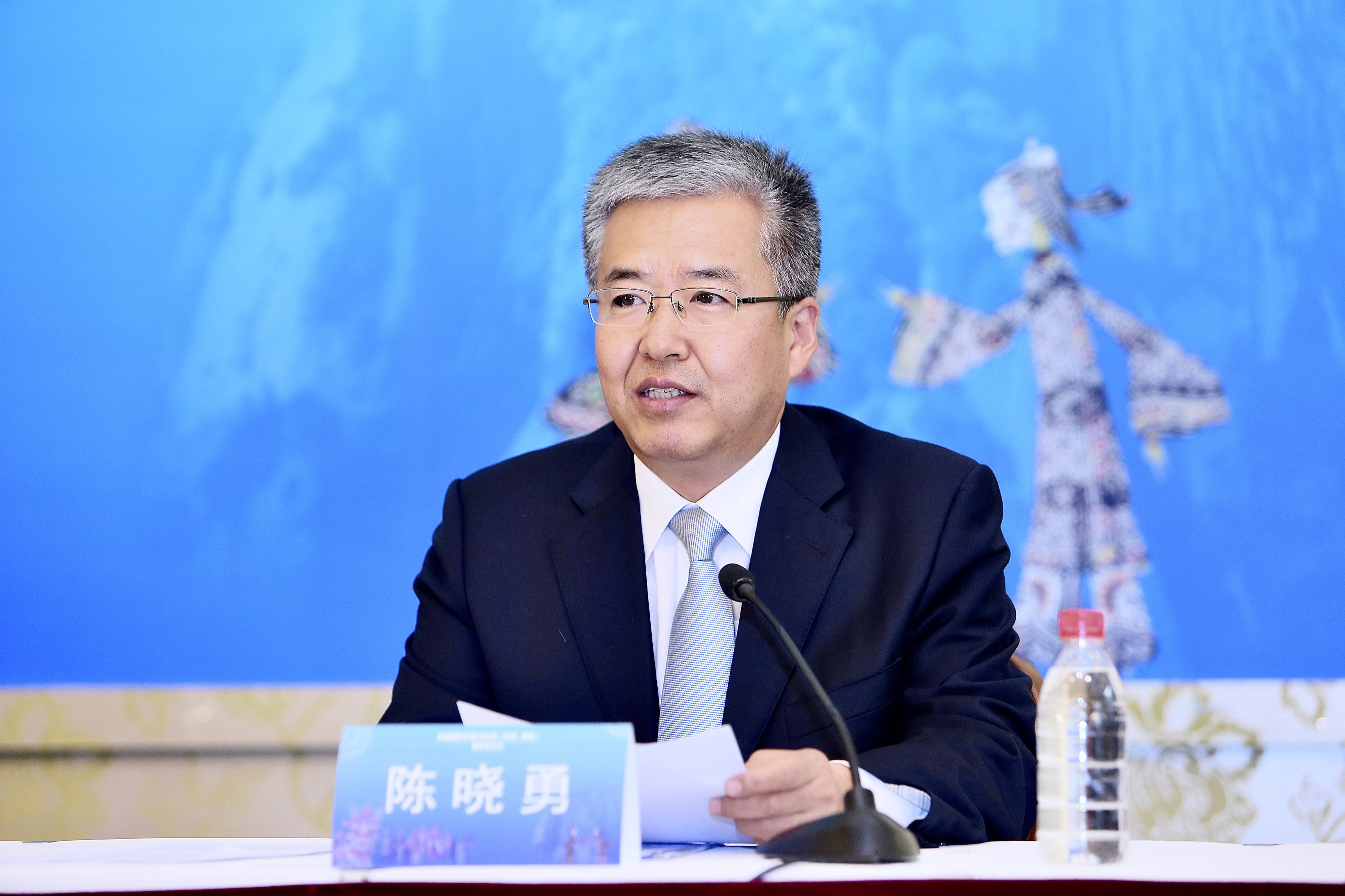 西部战区张旭东的父亲,一位军人背后的英雄身影,西部战区张旭东之父,军人荣耀背后的英雄身影