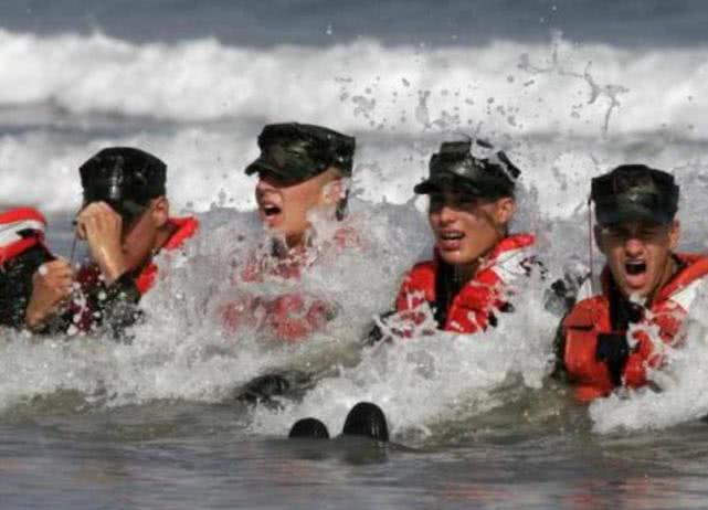 中国特种部队少将，英勇无畏，铁血担当，中国特种部队少将，英勇无畏的铁血战士