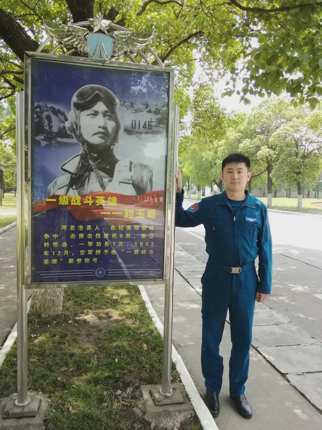 中国空军部队的成立时间及其深远影响,中国空军部队的成立及其深远影响,历史脉络与战略意义