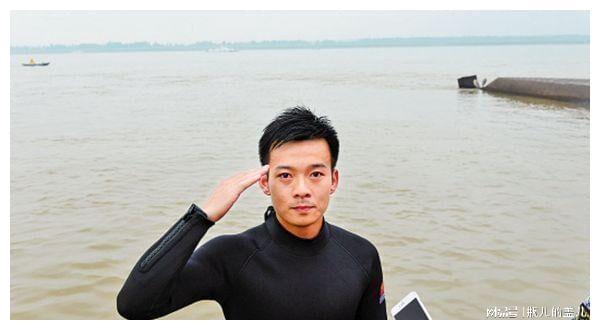 官东的英雄事迹,无畏救援,彰显人性光辉,官东英勇救援,无畏精神彰显人性光辉