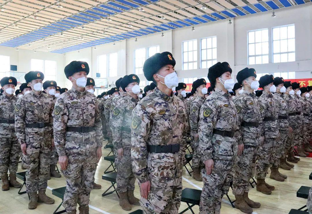 关于武警新兵训练的时长与深度——以2022年为例，武警新兵训练时长与深度探究，以2022年为例