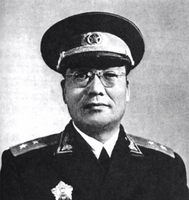 第二次授衔的十七位上将名单及其历史意义,第二次授衔的十七位上将名单及其深远影响与历史意义