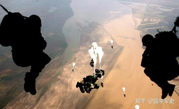 我国空降兵所属兵种深度解析,我国空降兵兵种深度解析与特点探究