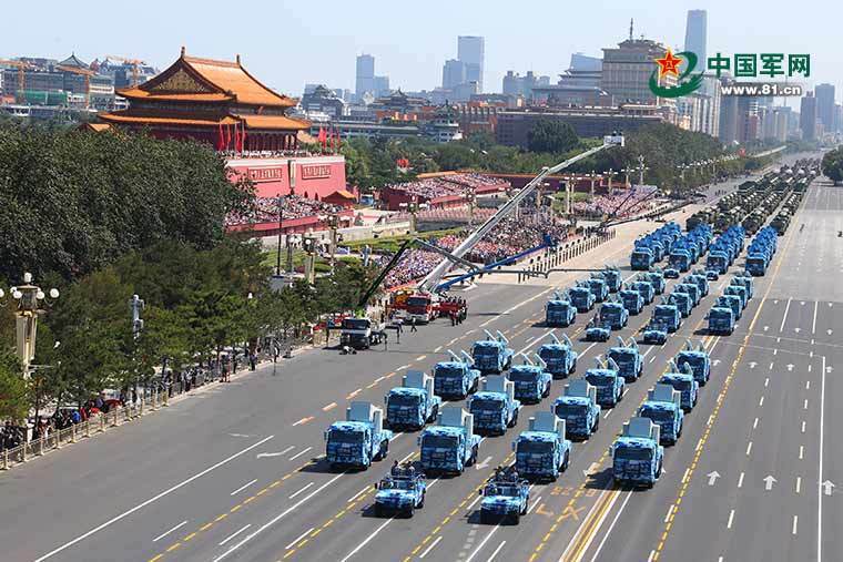 胜利日大阅兵摩托车方阵,荣耀与力量的展现,胜利日大阅兵摩托车方阵,荣耀与力量的璀璨展示