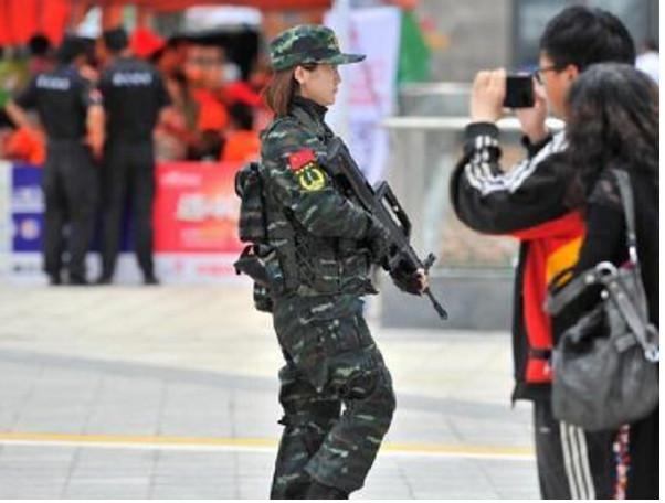 武警与解放军服装的区别,深入解析两大军队服饰特色,武警与解放军服装差异解析,两大军队服饰特色的深度探讨