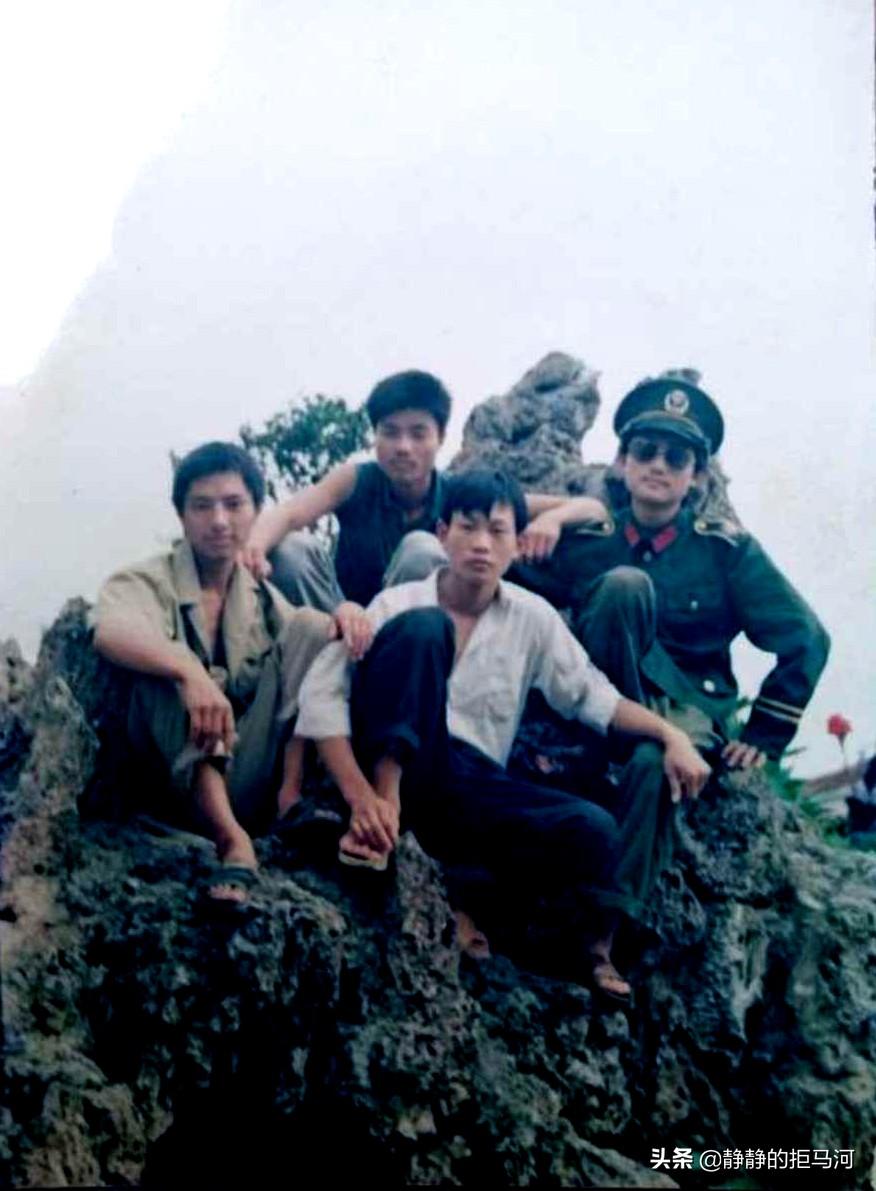 武警与解放军服装的区别,深入解析两大军队服饰特色,武警与解放军服装差异解析,两大军队服饰特色的深度探讨