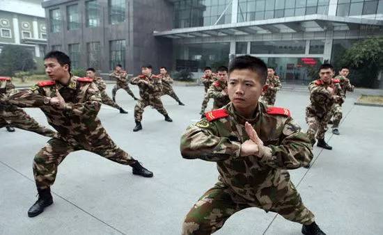 通过参军考研有必要吗，深度探讨与理性思考，参军考研是否有必要，深度探讨与理性思考之路