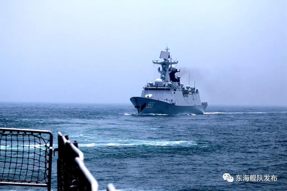 厦门号战舰,中国海军的新生力量,中国海军新生力量,厦门号战舰亮相