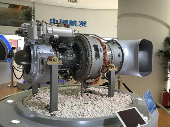 欧洲13吨级直升机,空中巨人的卓越性能与多功能应用,欧洲空中巨人,卓越性能的13吨级直升机及其多功能应用