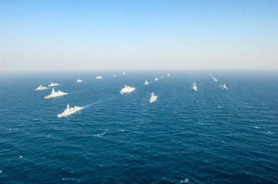 998号昆仑山舰,守护海洋的钢铁长城,998号昆仑山舰,钢铁长城守护蔚蓝海洋