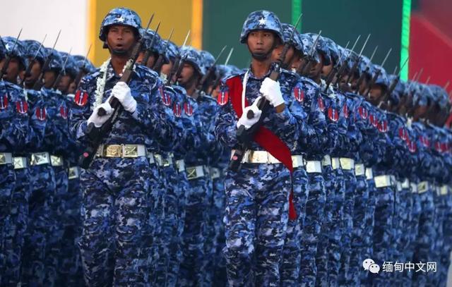男兵方队，荣耀与力量的展现，男兵方队，荣耀与力量的辉煌展现