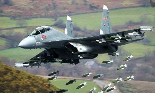 歼-16并非仅是空优机的多维角色展现,歼-16多维角色展现,超越空优机的实力展现