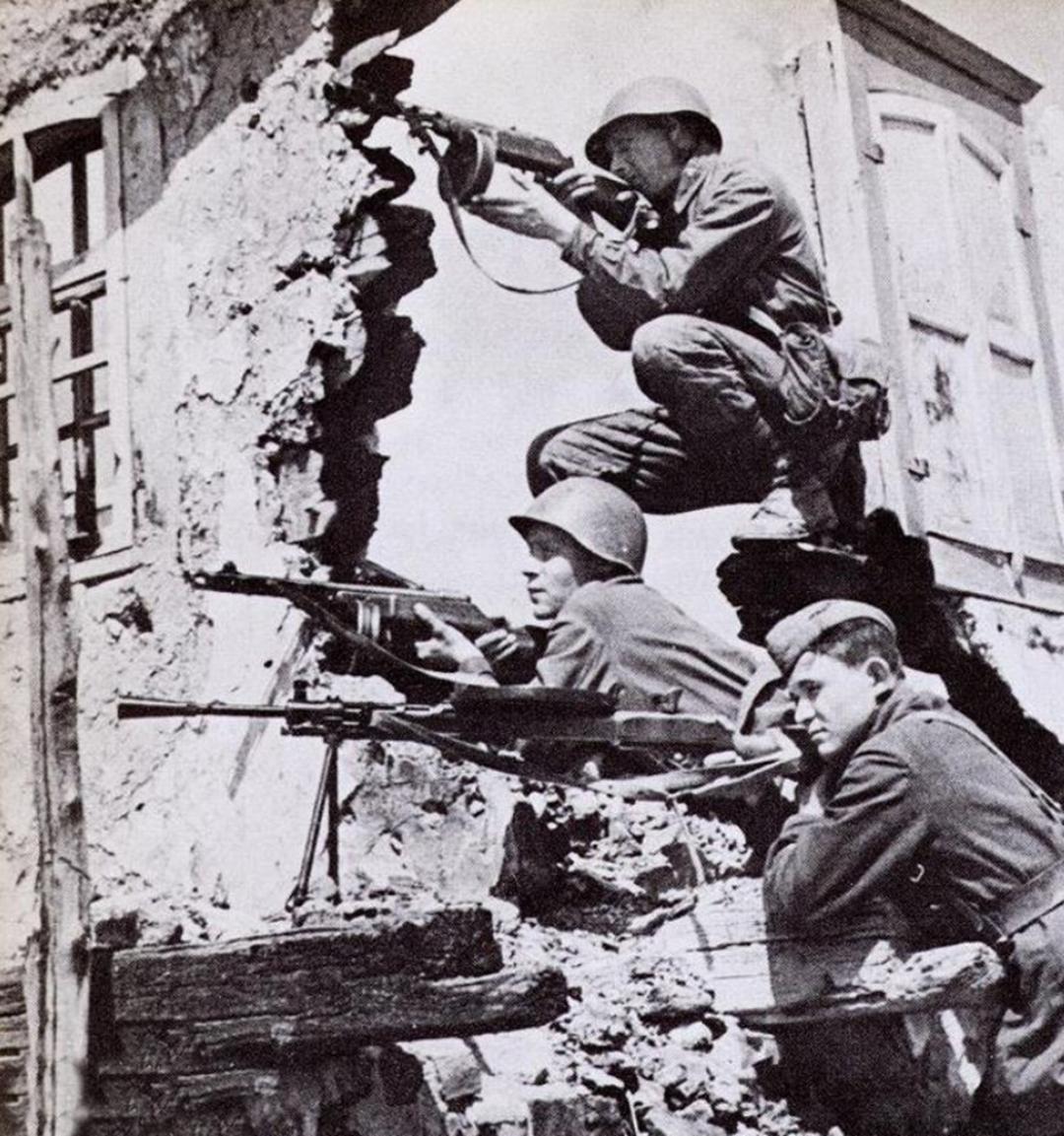 英勇无畏的军事领袖