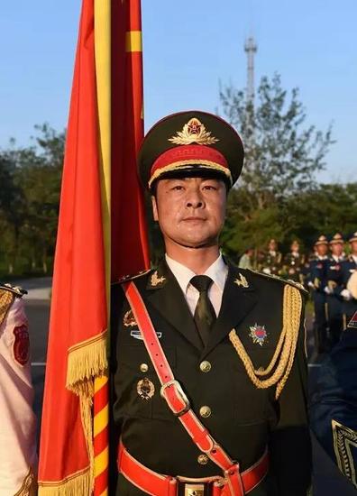 张洪杰，三军仪仗队副大队长的风采，张洪杰，三军仪仗队副大队长风采展