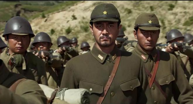 探索中国军事历史中的独特篇章,90式军服,中国军事历史独特篇章,探索90式军服的发展历程