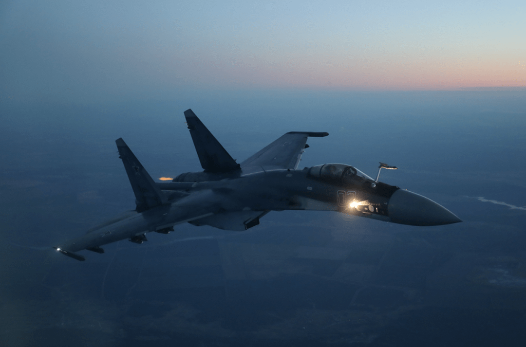 顶级歼-16飞行视频,展现中国空军力量的卓越与风采,顶级歼-16飞行展示中国空军超凡实力与风采