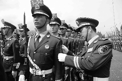 南部战区新晋少将名单公布，聚焦新时代军事变革的人才力量，南部战区新晋少将名单揭晓，聚焦新时代军事变革的人才力量风采