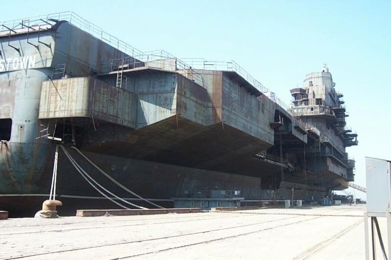 瓦良格号巡洋舰上层建筑，探究其设计、功能及意义，瓦良格号巡洋舰上层建筑，设计、功能与意义探究