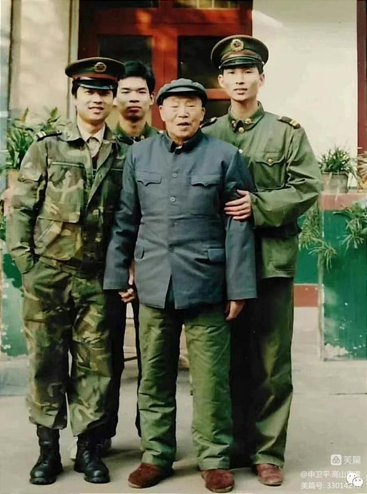 长沙市大学生入伍政策，机遇与挑战并存，长沙市大学生入伍政策，机遇与挑战的并存