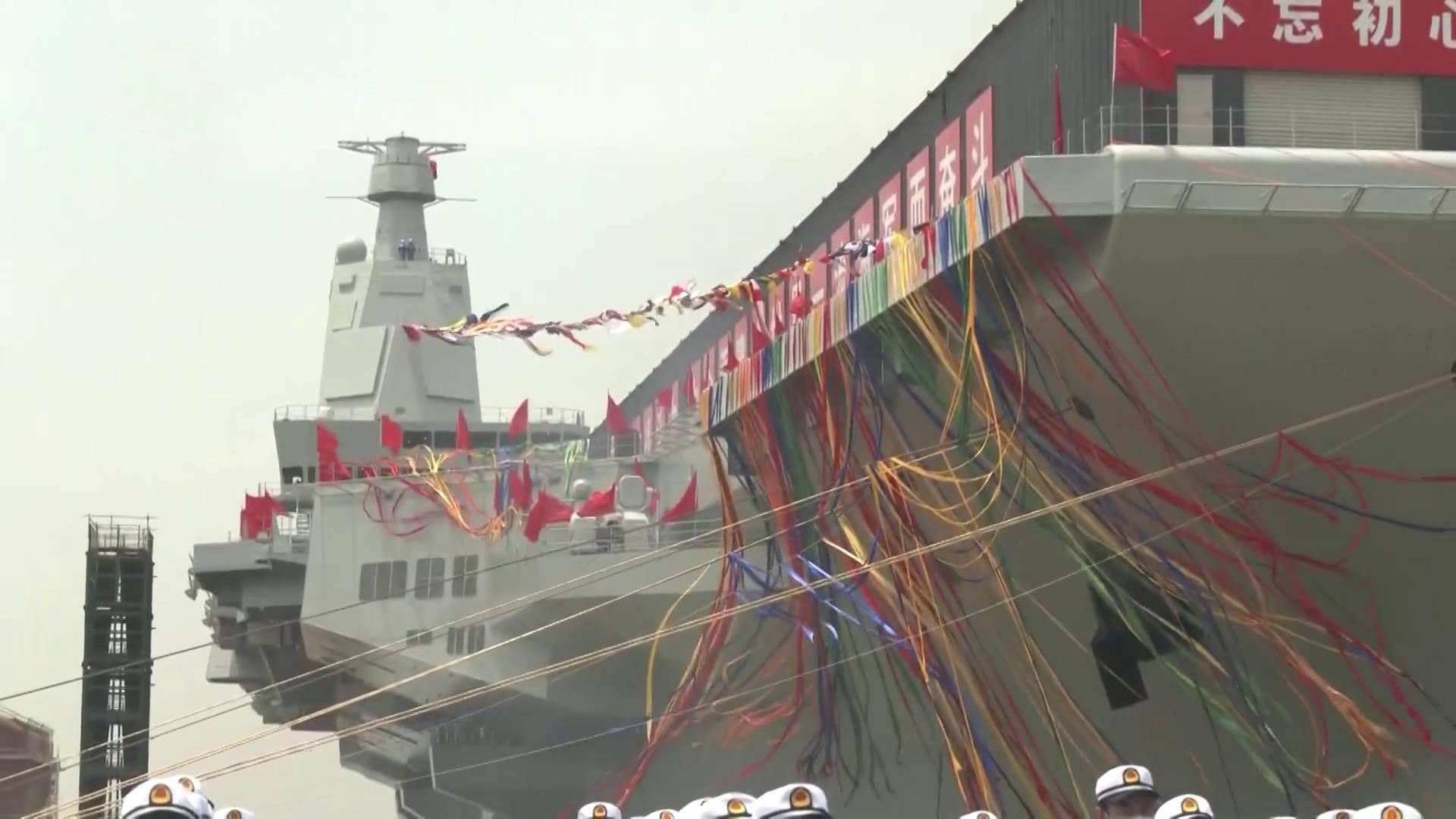 航母下水后的舾装工作,关键步骤与重要性,航母下水后的舾装工作,关键步骤与重要性解析