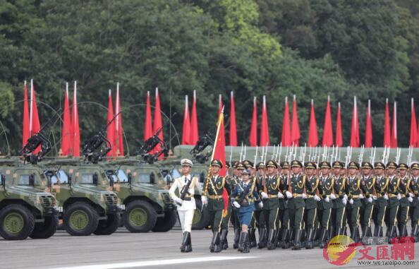 香港回归视频展现部队霸气风采,香港回归庆典视频展现解放军威武霸气风采