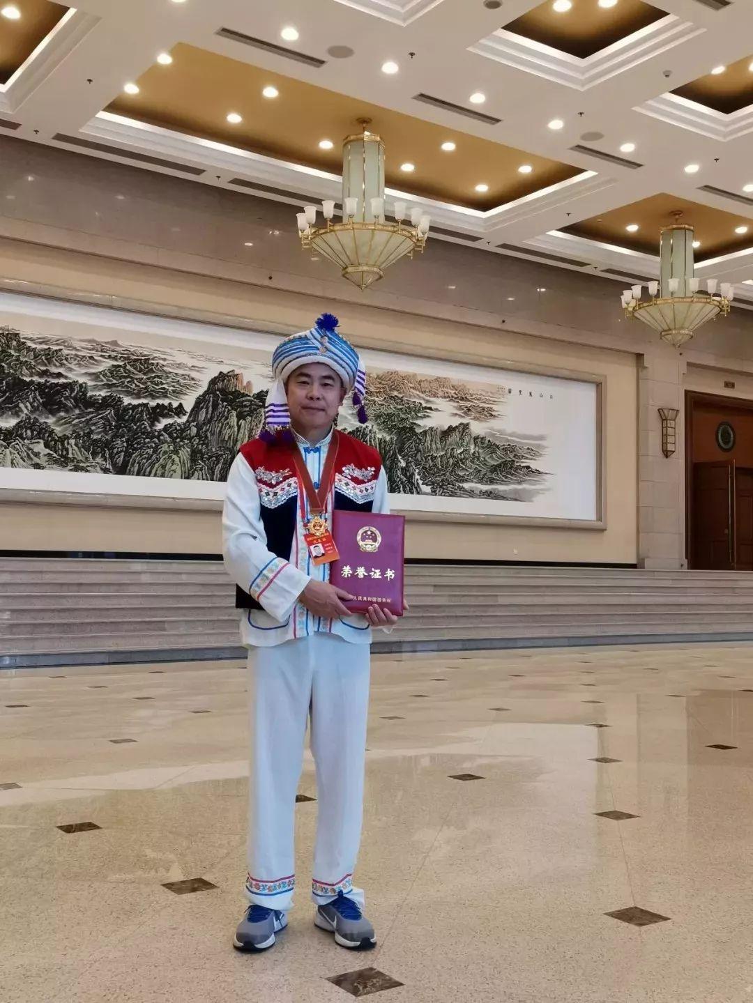 阅兵仪式中的民族团结方阵，展现多元一体的华夏风采，阅兵仪式中的民族团结方阵，展现华夏多元一体风采